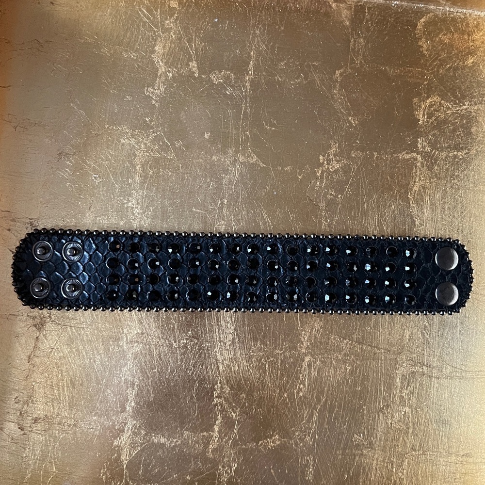 Stylish Leather Black Rhinestone bracelet - Picture 4 of 7